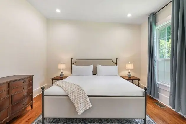 Beautiful 5BR House - Oda
