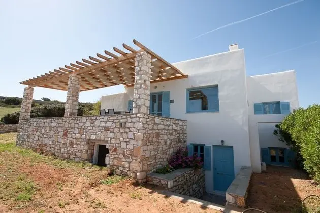 Beautiful 8-person Family Villa with Great Views by VillaRentalsgr - Dış Mekan
