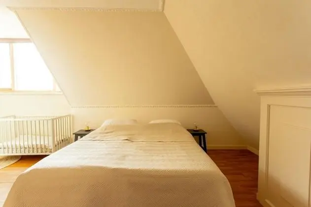 Beautiful American Style Villa With Heated Pool and Jacuzzi