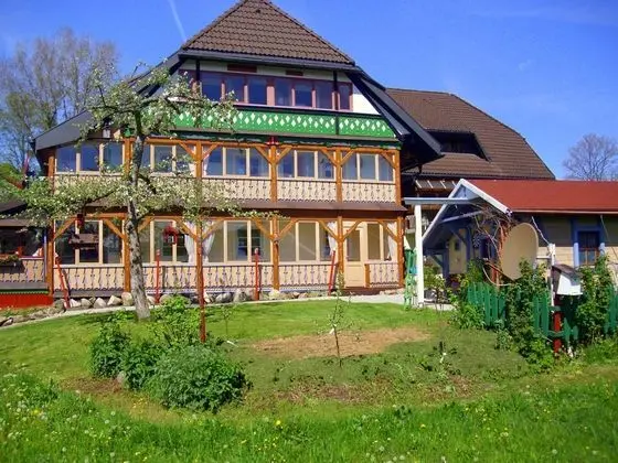 Beautiful Apartment in a Black Forest House With Conservatory - Öne Çıkan Resim