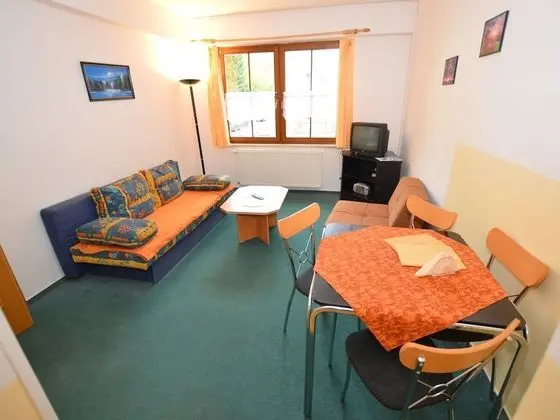 Beautiful Apartment in a Spa Resort, Only 2,5 km From the Jáchymov Chairlift - Keilberg - Oda Düzeni