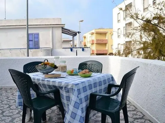 Beautiful Apartment On The Beach In Central Location With Spacious Balcony Pets - Öne Çıkan Resim