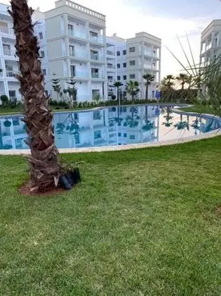 Beautiful Apartment in Costa Beach Bouznika - Havuz