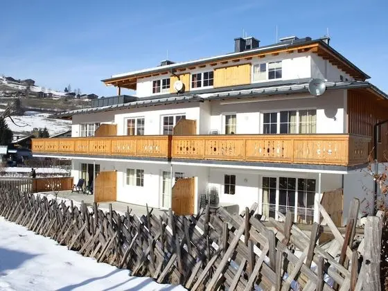 Beautiful Apartment in Kaprun Near Ski Lift