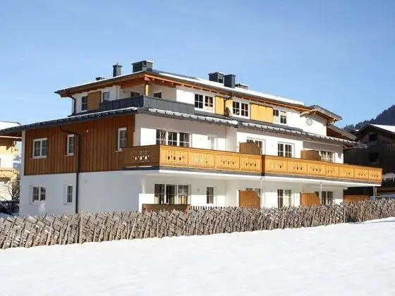 Beautiful Apartment in Kaprun Near Ski Lift - Dış Mekan