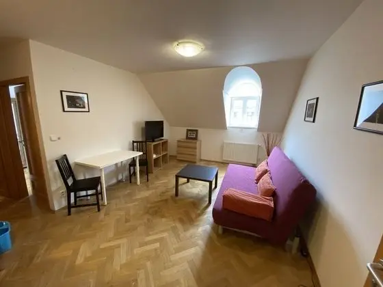 Beautiful Apartment Near Florenc Area, Prague, CZ