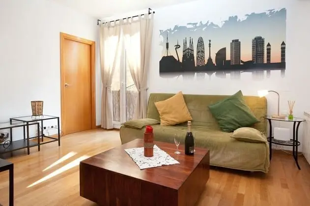 Beautiful Apartment Sagrada Familia