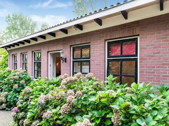 Beautiful Apartment in Sint Maartensbrug With Garden