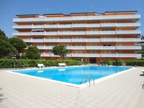 Beautiful Apartment With Swimming Pool in a Great Location