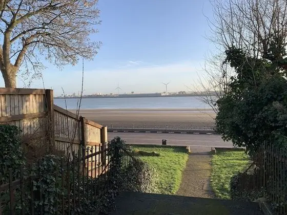 Beautiful Apartment in Wallasey, Liverpool Area