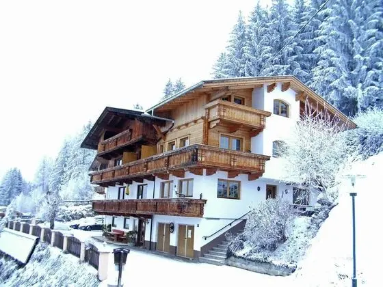 Beautiful Apartment in Zell am Ziller With Balcony