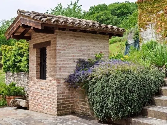 Beautiful Villa in Belforte All'isauro With Swimming Pool - Lobi