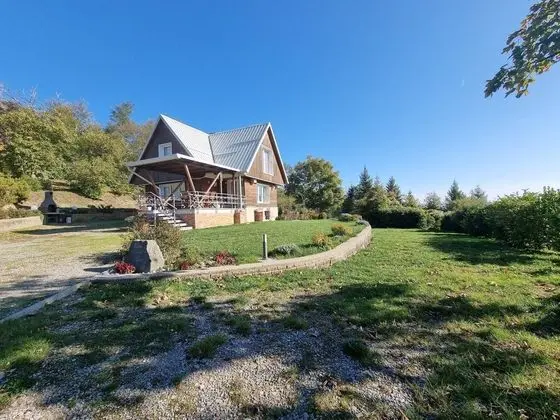 Beautiful Chalet in Marliana Near City Centre
