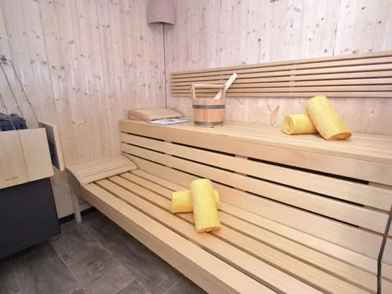 Beautiful Chalet With Sauna in Kaprun - Havuz