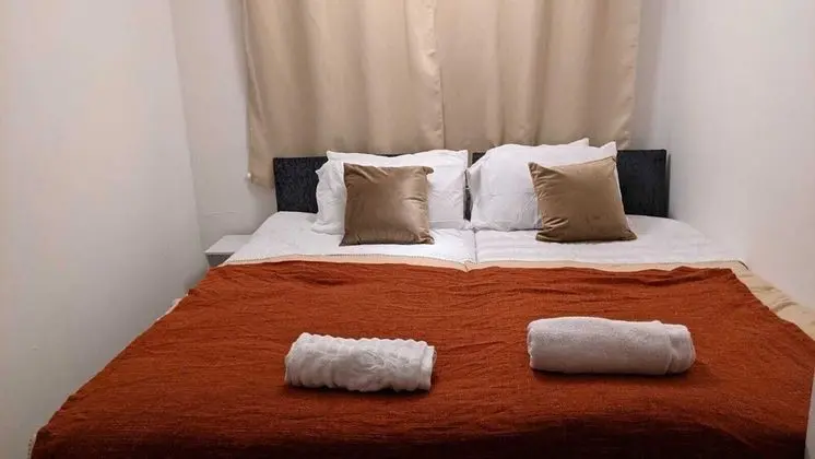 Beautiful and Comfortable 3 or 4 Bedroom House in Tilbury - Oda