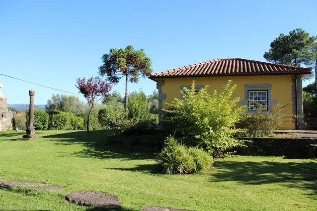 Beautiful Cottage on the Estate of a Farm - Dış Mekan