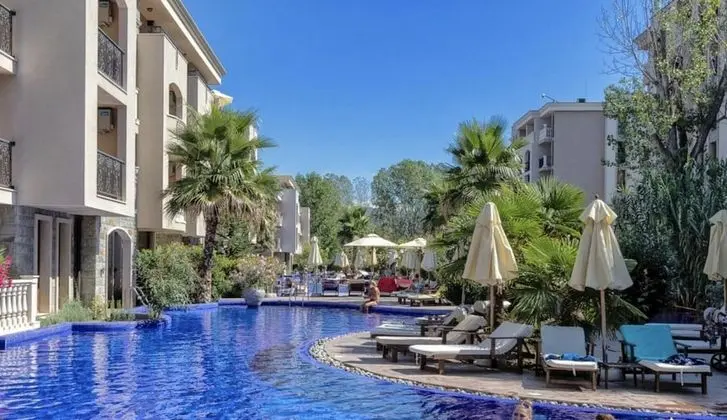 Beautiful Deluxe 2-bed Apartment in Sunny Beach