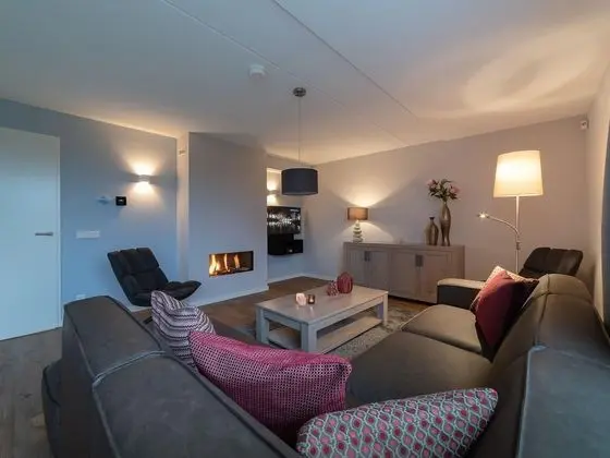 Beautiful Detached House for 6 People Wellness With Sauna and Outdoor hot tub - Öne Çıkan Resim
