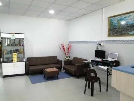 Beautiful Double Room With Ac in Kuching Center