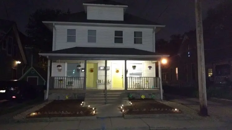 Beautiful Downtown Indy Guest Homes