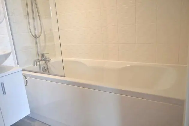 Beautiful Edinburgh Flat With 2 King Bedrooms - Banyo Tipleri