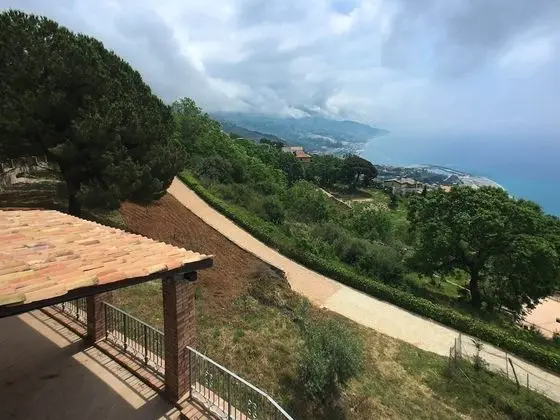 Beautiful Farmhouse in Cetraro With Terrace