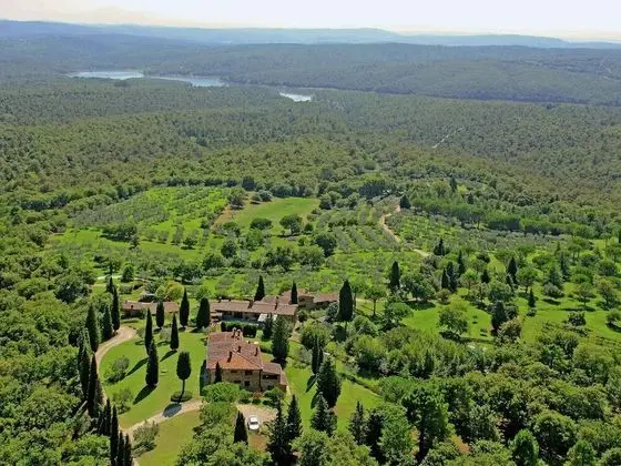 Beautiful Farmhouse in Lucignano With Private Terrace