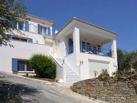 Beautiful Villa in Finikounda Near the Seabeach - Dış Mekan