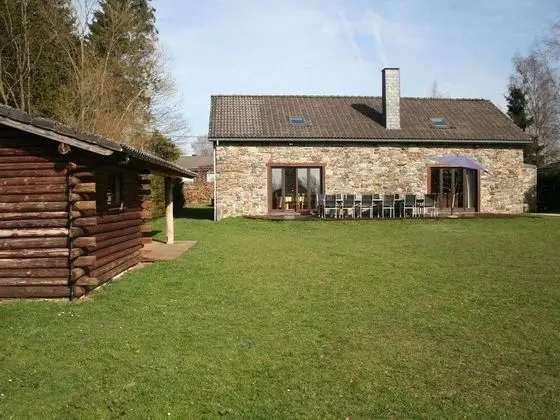 Beautiful Holiday Home in Bevercé With Sauna