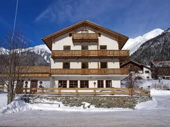 Beautiful Holiday Home Near St Anton Am Arlberg With Sauna