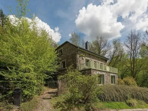 Beautiful Holiday Home in Redu With Whirlpool