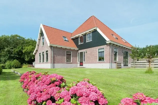 Beautiful Holiday Home in Schagerbrug With Bubble Bath - Öne Çıkan Resim