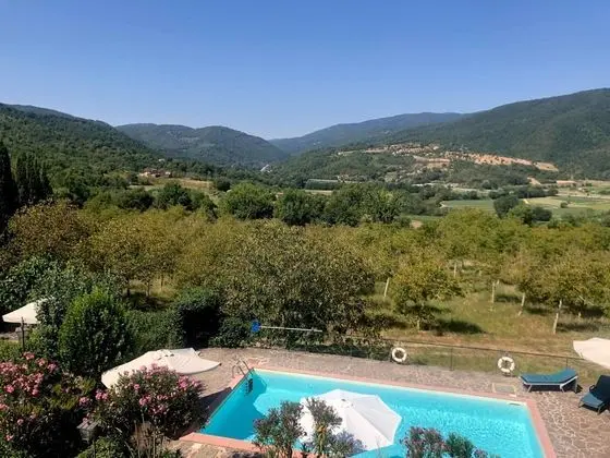 Beautiful Holiday Home With Swimming Pool in Monterchi - Havuz