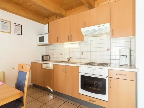 Beautiful Holiday Home in Weinebene With Sauna - Mutfak