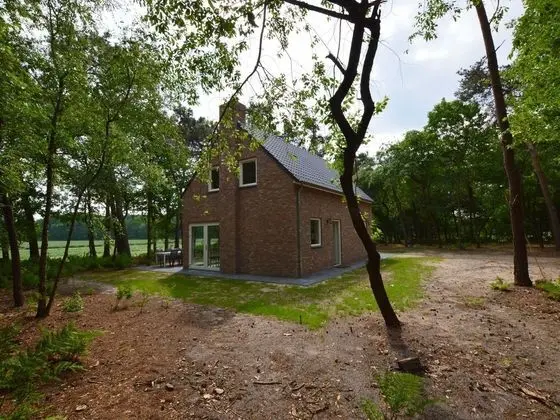 Beautiful House in Baarle-nassau on a Large Forest Plot - Dış Mekan