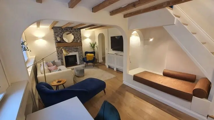 Beautiful House and Elevated Garden In Bridgnorth
