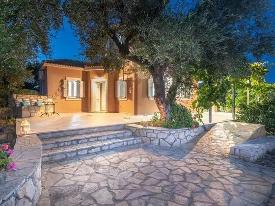 Beautiful House With Private Pool, Privacy and sea View, Near Zakynthos Town - Dış Mekanlar