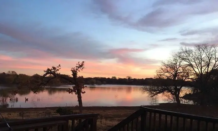 Beautiful Kayewood Waterfront Retreat