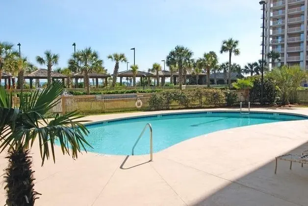 Beautiful and Lavish Ocean-view High Rise! - Havuz