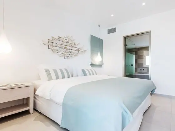 Beautiful Luxe Villa in Private Olive Grove, sea and Mountain View, Close to sea - Oda