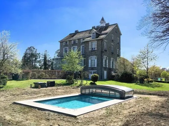 Beautiful Manor House in a Park Near Rochefort and Han-sur-lesse - Öne Çıkan Resim