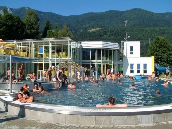 Beautiful Mansion in Kotschach-mauthen With Garden - Havuz