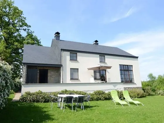 Beautiful Modern Villa Close to Houffalize, Comfort and Relaxation Guaranteed