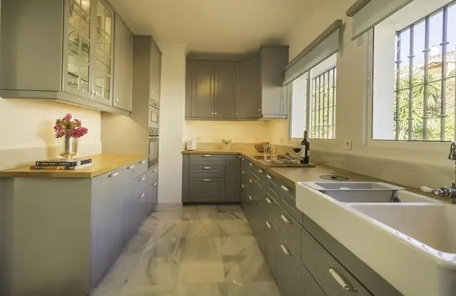 Beautiful Villa Near Beach - Marbella - Mutfak