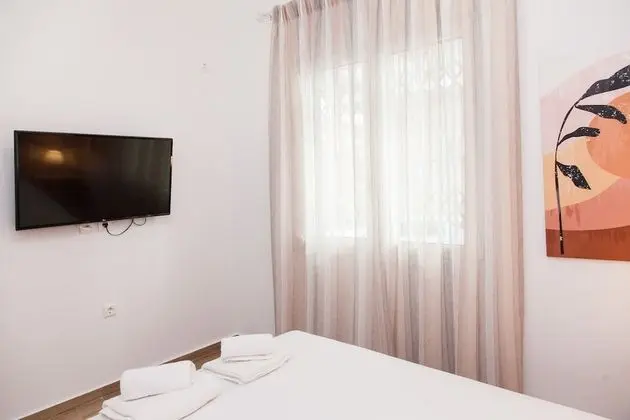 Beautiful new apartment in Petralona