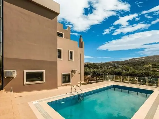 Beautiful new Large House, Private Pool, Near Beach at Rethymno, NW Coast - Havuz