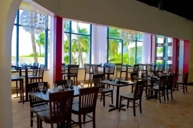 Beautiful Ocean Side Studio With Kitchenette, 10 min From South Beach