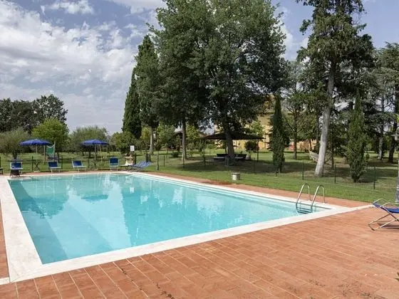 Beautiful old Villa With a Garden and Private Swimming Pool in the Etruscan Countryside - Havuz