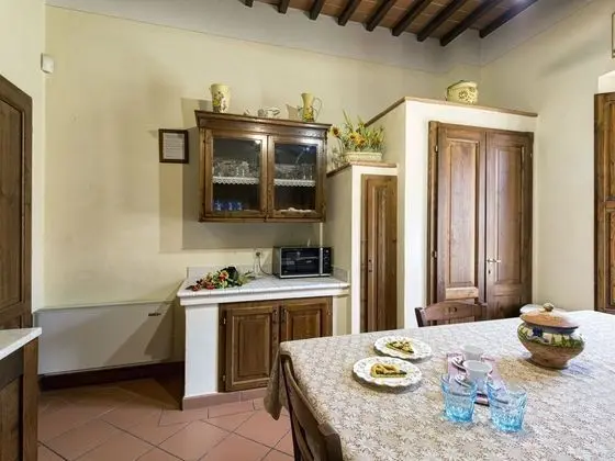 Beautiful old Villa With a Garden and Private Swimming Pool in the Etruscan Countryside - Mutfak