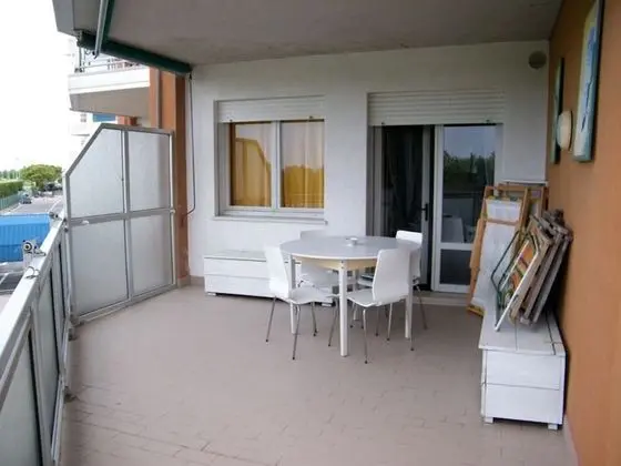 Beautiful one Bedroom Apartment Facing the sea by Beahost Rentals